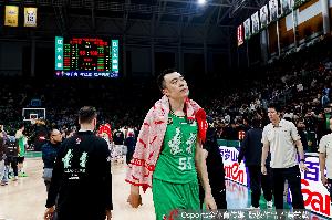 九游体育-付政浩：韩德君早年曾收到其他球队的超高报价 但他选择忠诚&amp;留守